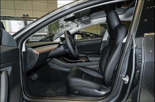 国产特斯拉3提速视频,一触即发，速度与激情！