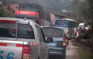 国产卡车堵车视频播放